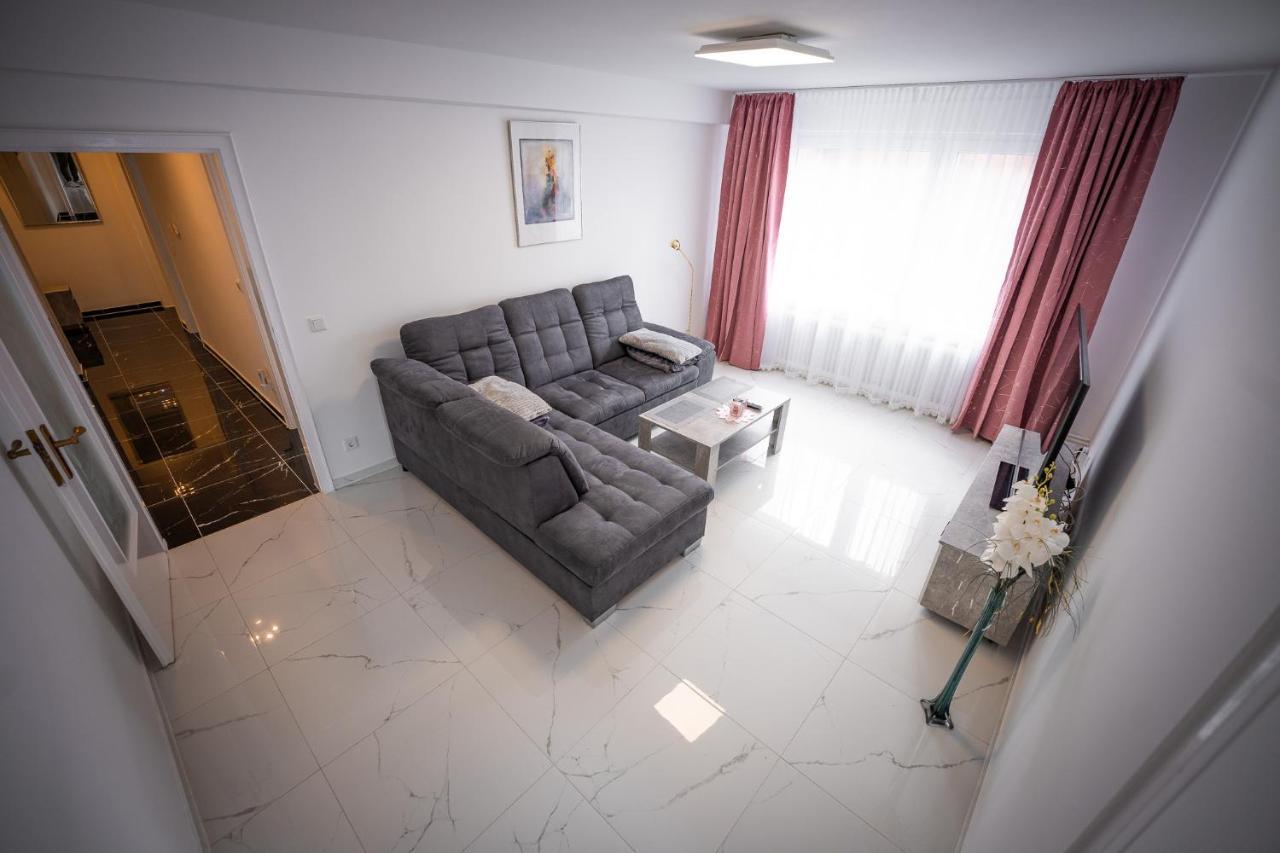 Wunderschoene Ferienwohnung In Solingen-Mitte Esterno foto