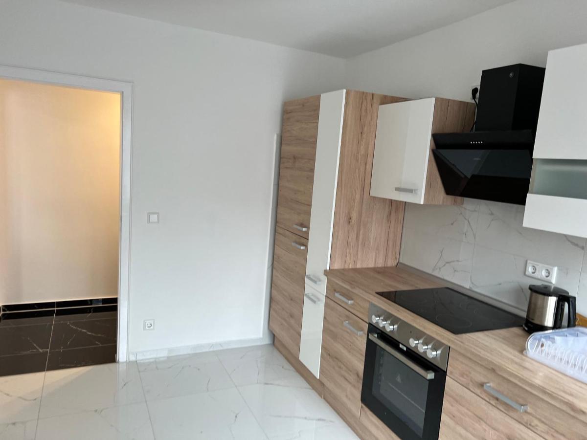 Wunderschoene Ferienwohnung In Solingen-Mitte Esterno foto