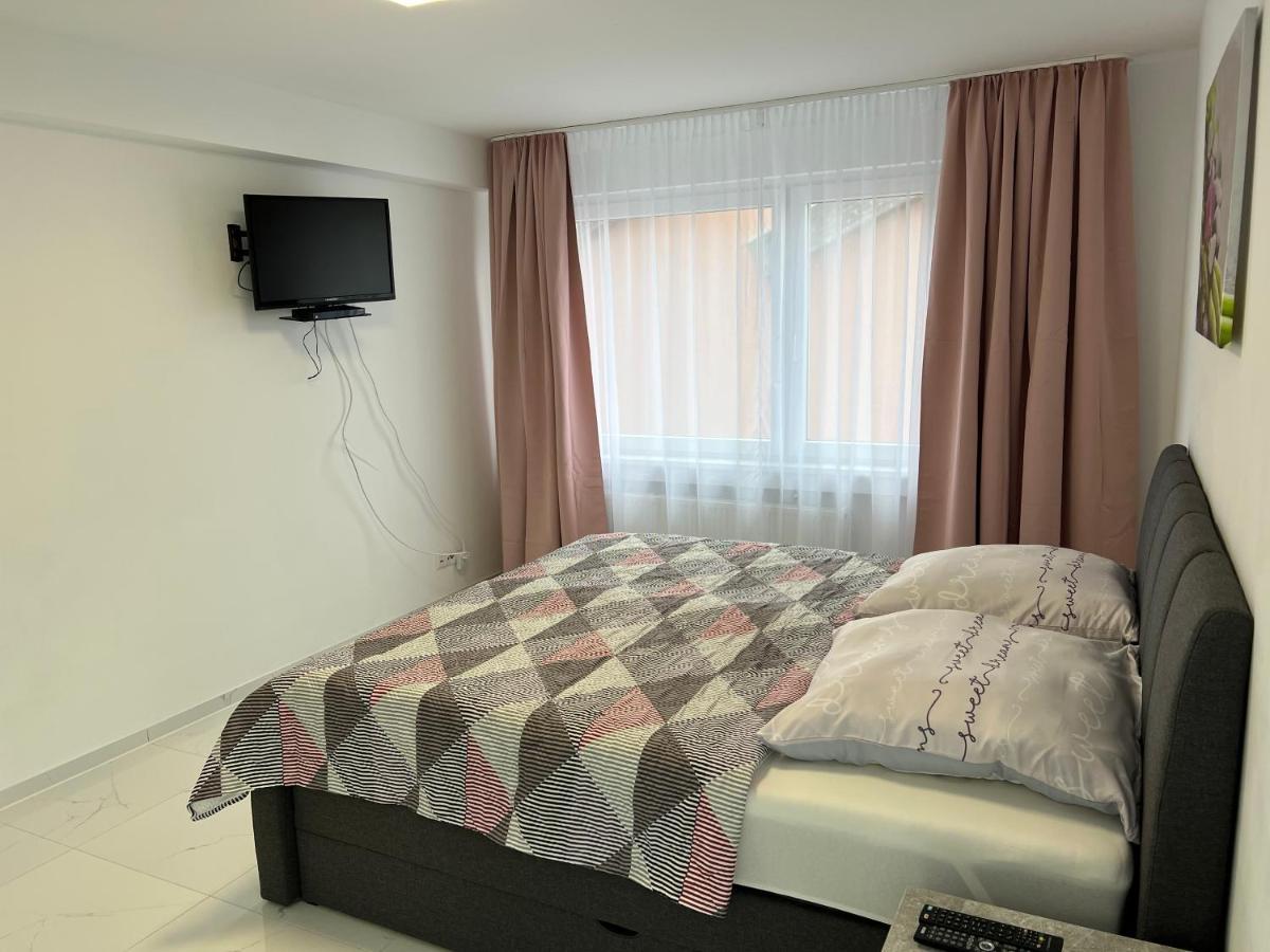 Wunderschoene Ferienwohnung In Solingen-Mitte Esterno foto